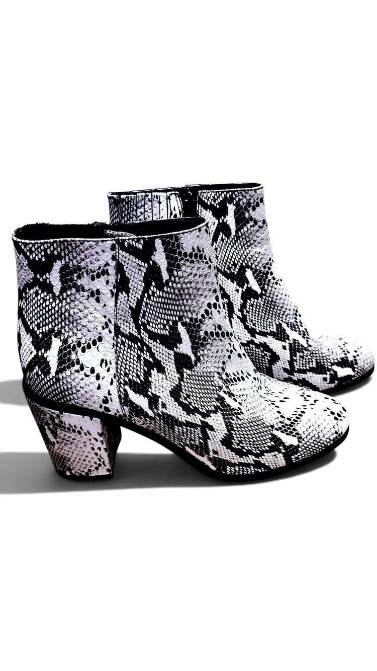 Seychelles Accordion Black and White Python Leather Ankle Booties